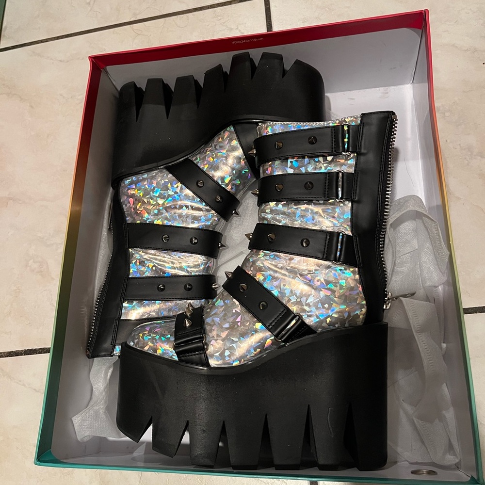 Current mood spiked wedge/platforms